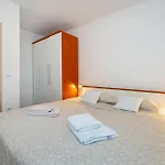 펜션 3 Bedroom Gorgeous In *