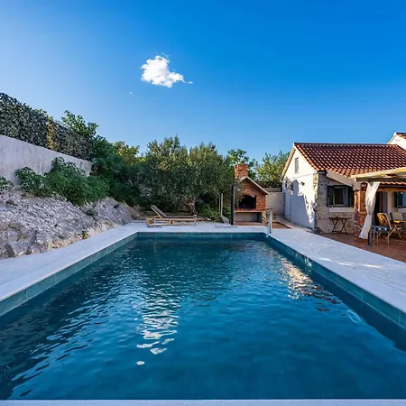 3 Bedroom Gorgeous In * Benkovac