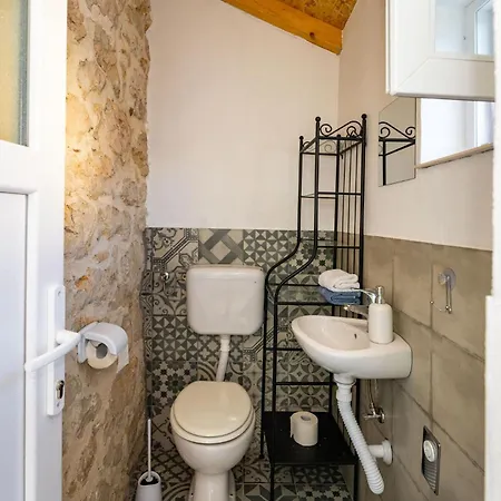3 Bedroom Gorgeous In Holiday home