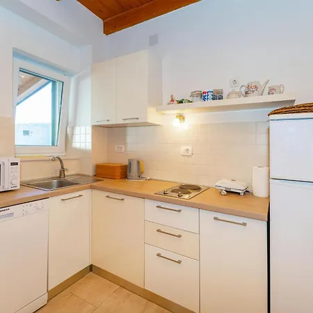 3 Bedroom Gorgeous In Vakantiehuis