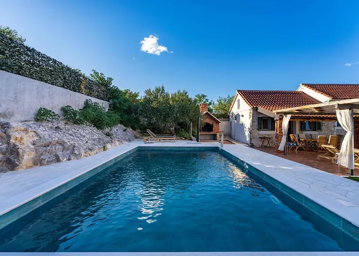3 Bedroom Gorgeous In * Benkovac
